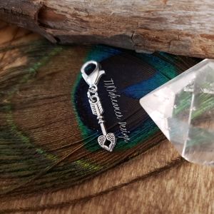 5/$25 Silver Artemis Heart Arrow Charm for Bracelet~Bag~Zipper~Cupid~LOVE~Archer
